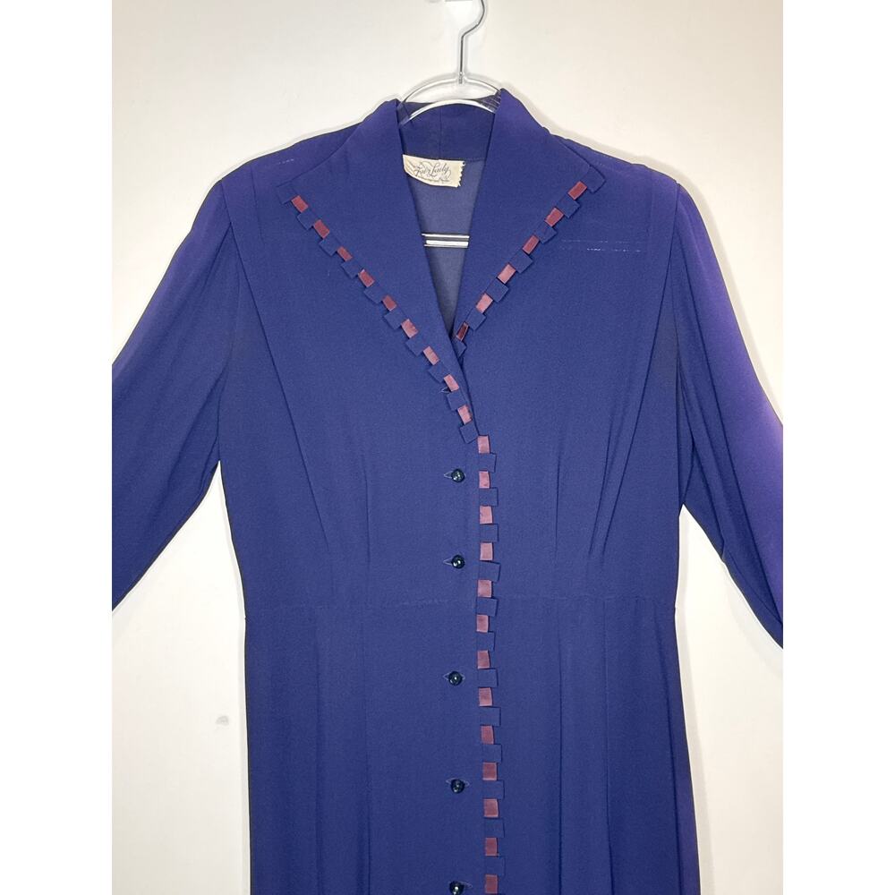 1950s Fair Lady Navy Crepe Button-Front Dress w/ Ribbon Trim medium - Picture 4 of 16